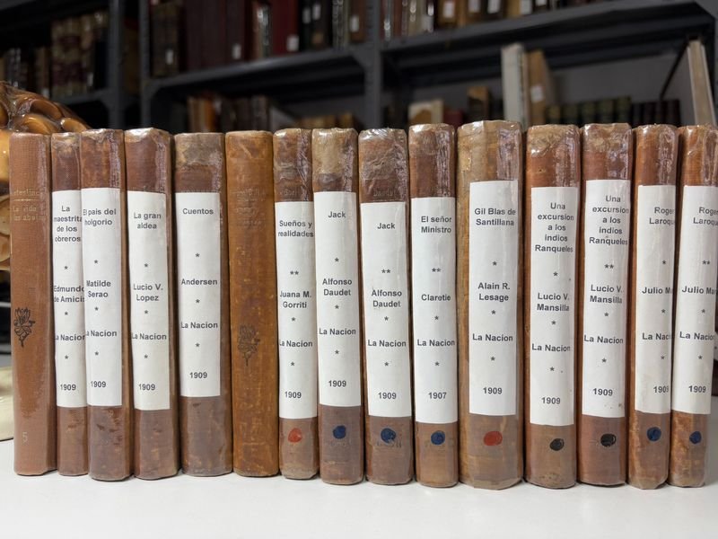 Item 889514 - Image 1