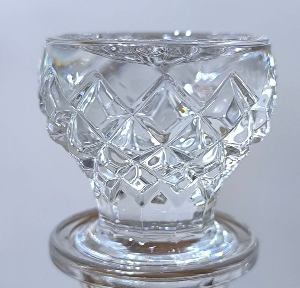 Licorera de vidrio tallado con diseño de punta de diamante - imagen 2