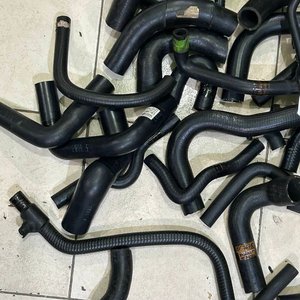 Lote de Caños de Goma Negros para Automotor - imagen 3