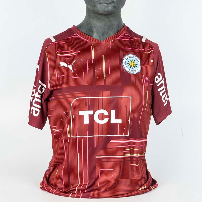 Lote anterior: Camiseta de Montevideo City Torque de segunda equipación marca PUMA