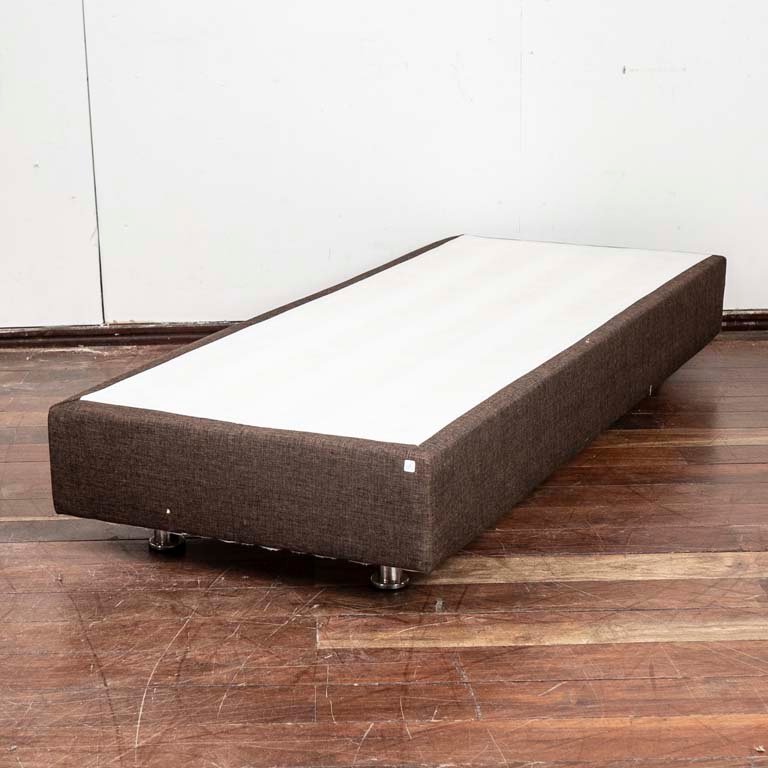 Item 2113918 - Image 0