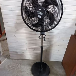 Lote siguiente: Ventilador de Pie WAP 152