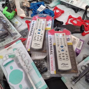 Lote de soportes de celulares en buen estado. - imagen 4