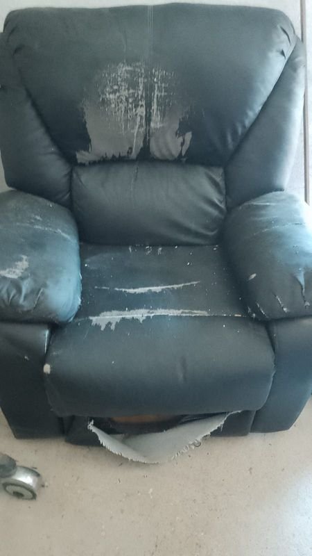 Item 869982 - Image 0