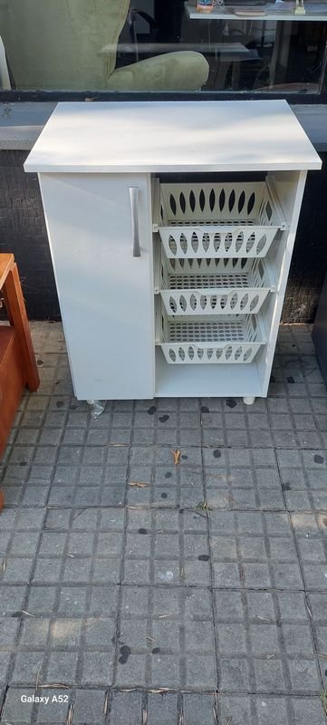 Muebles de cocina tipo frutero en buen estado - imagen 1