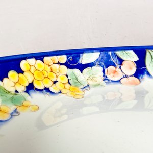 Centro de Cerámica Italiana "Vany Boutique" con Decorado Floral y Borde Azul - imagen 3