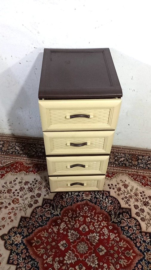 Organizador plástico 4 cajones beige y marrón - imagen 4