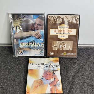 Lote siguiente: Lote de 3 DVDs: Uruguay Sudáfrica 2010, El Gran Dictador y Juan Pablo El Grande