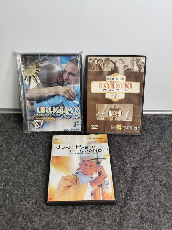Lote de 3 DVDs: Uruguay Sudáfrica 2010, El Gran Dictador y Juan Pablo El Grande