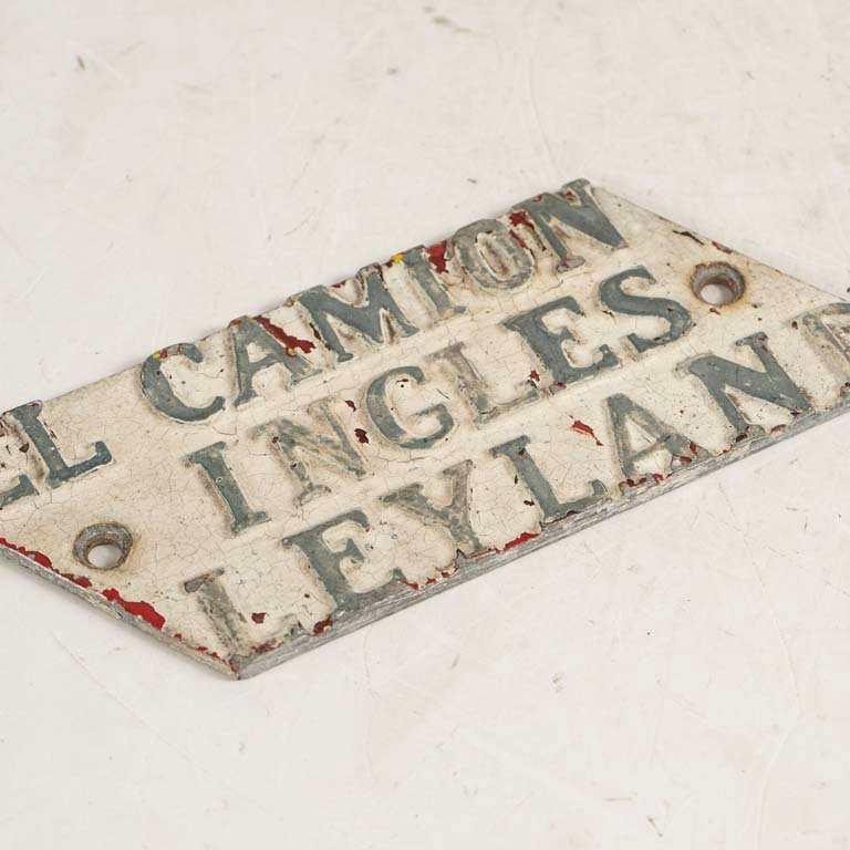 Placa Leyland de metal para vehículos - imagen 2