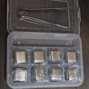 Set de 8 Cubos Refrigerantes de Acero Inoxidable para Bebidas - imagen 2