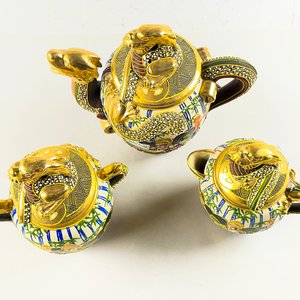 Juego de Porcelana Satsuma con Dragones y Figuras Orientales - imagen 2