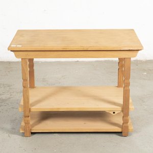 Lote anterior: Mesa de Servicio Auxiliar de Madera Clara, Dos Cajones y Tres Niveles