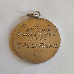 Medalla Conmemorativa XV Copa Montevideo 1963 - E. De La Fuente 1º - imagen 2