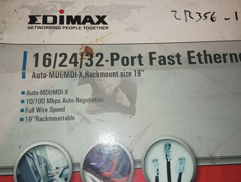 Switch Edimax 24 puertos - imagen 8