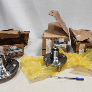 Lote de 3 Mazas de Rueda con Tornillos para Hyundai Accent - imagen 2