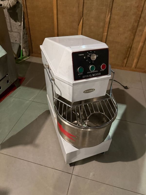 Amasadora Kuma 20 L 8 Kg: Electrodomésticos de alta calidad - imagen 3
