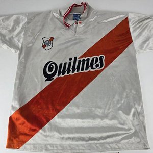 2 Camisetas de Fútbol Vintage: Quilmes y "100 Años de Orgullo y Pasión" - imagen 4