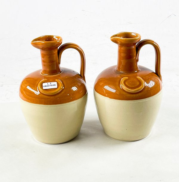 Dos Porrones de Gres Marrón y Beige - imagen 1