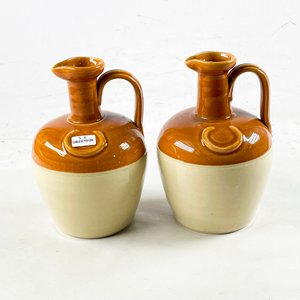 Dos Porrones de Gres Marrón y Beige - imagen 1