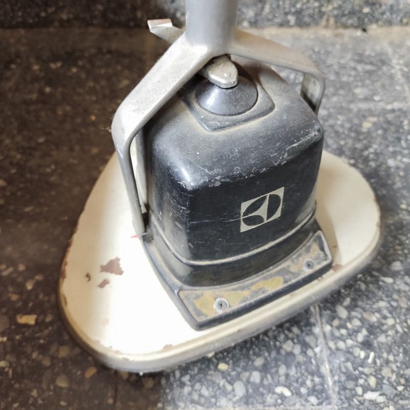 Item 880212 - Image 1