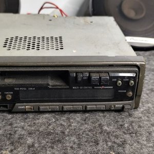 Radio de Auto Pioneer con Dos Parlantes - imagen 5