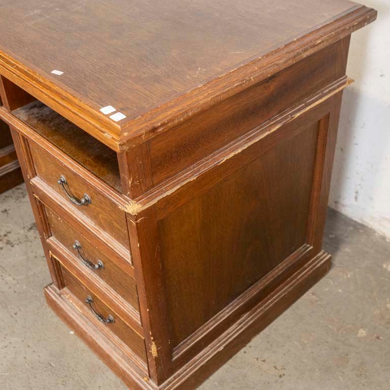 Escritorio en madera de cerejeira con bandeja y tres cajones - imagen 2
