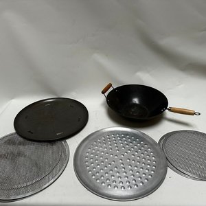Set de Wok y Asaderas Redondas Metálicas - imagen 1