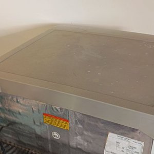 Freezer Vertical White Westinghouse WU175BSW Blanco con 5 Estantes - imagen 9
