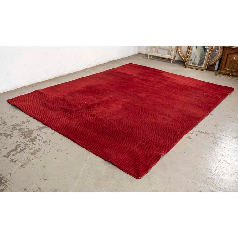 Lote siguiente: Alfombra acrílica color rojo para decorar