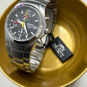 Reloj Orient Chronograph LTT09001B0 Acero Inoxidable Esfera Negra - imagen 2
