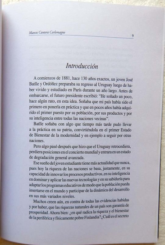 Libro sobre la política y sociedad de Uruguay - imagen 4