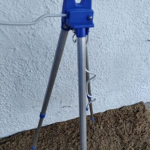 Soporte Porta Cañas de Pescar Tripode Telescópico Plegable para 5 Cañas - imagen 6