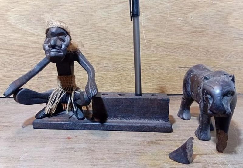 Figuras africanas en madera - Par de tigre y hombre - imagen 4