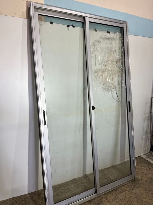 Item 854608 - Image 1