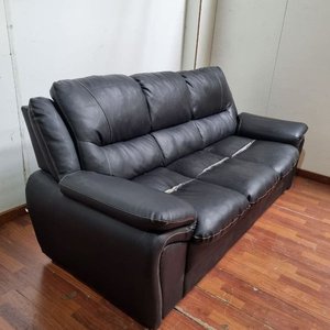Sillón de 3 Cuerpos Tapizado en Simil Cuero Negro - imagen 3