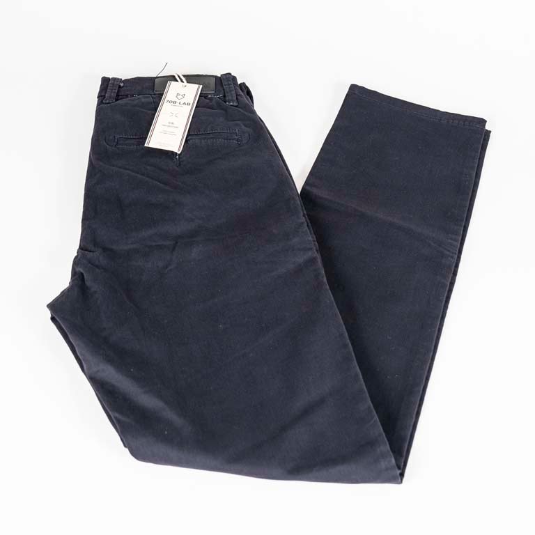 Pantalón de Gabardina 70B-Lab England Talle 28 con Etiqueta