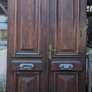 Zaguán antiguo madera dura con herrajes cerradura y llave - imagen 4