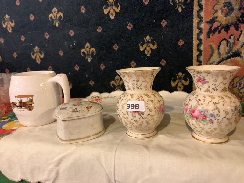 Lote anterior: Lotes de cerámica decorativa