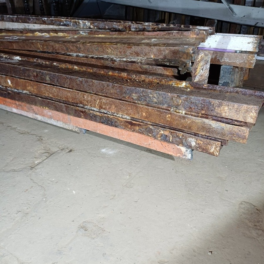 Item 16761 - Image 2