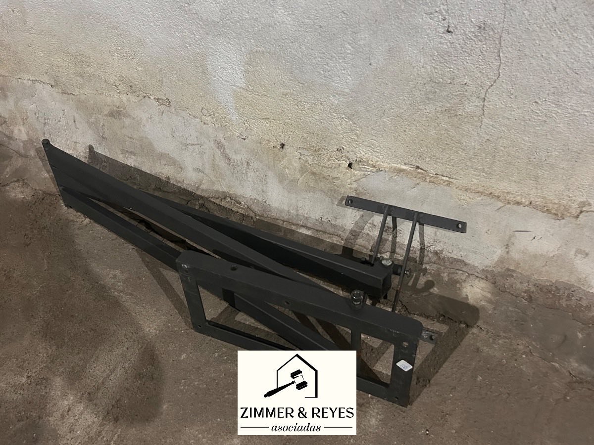Soporte de Pared con Brazo Extensible para TV