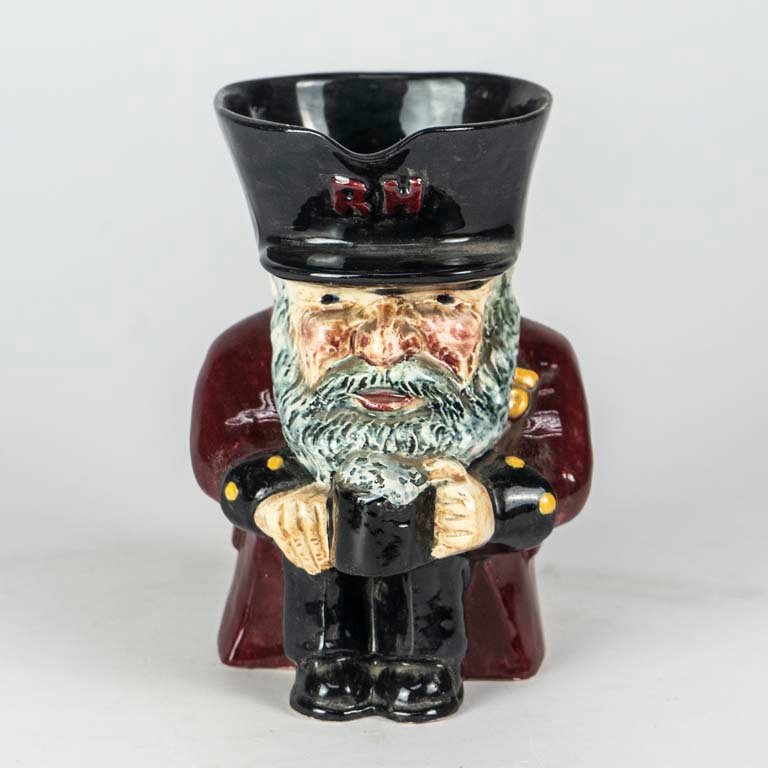 Lote anterior: Jarra de whisky cerámica con personaje Chelsea Pensioner