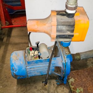 Bomba de Agua, Motor Eléctrico y Batería Ingo - imagen 3