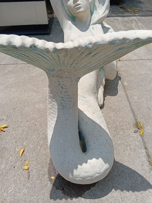 Item 849899 - Image 1