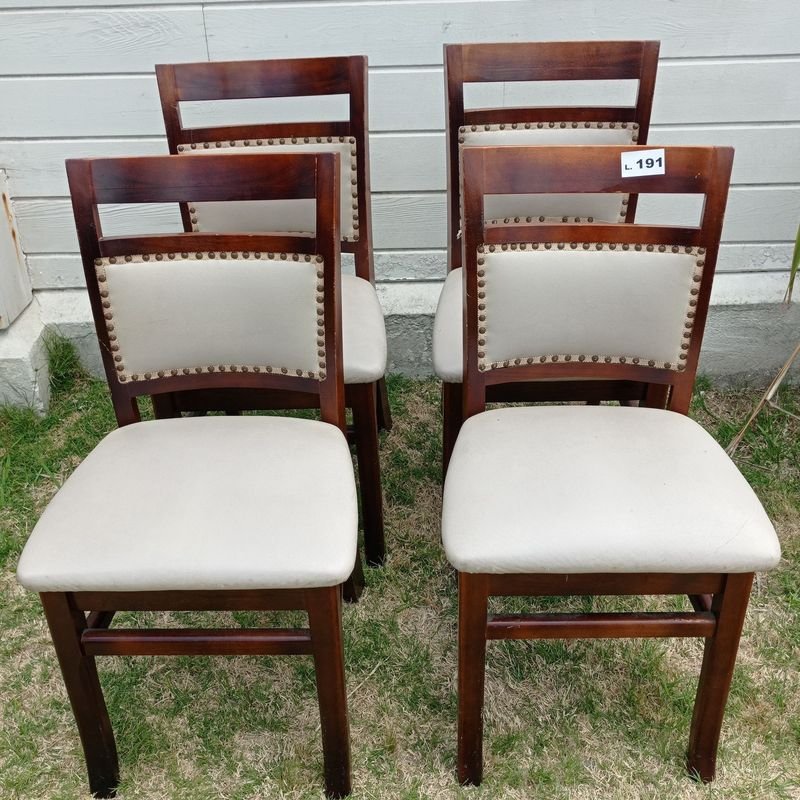 Lote anterior: Cuatro sillas de bar de Delfino Álvarez para decorar tu hogar