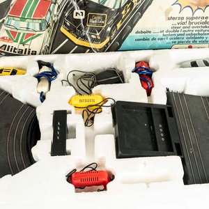 Juego pista de auto de carreras SUPER DRIVER marca Polistil compuesta por: 2 autos, tramos de pista, 2 controles y transformador. - imagen 2