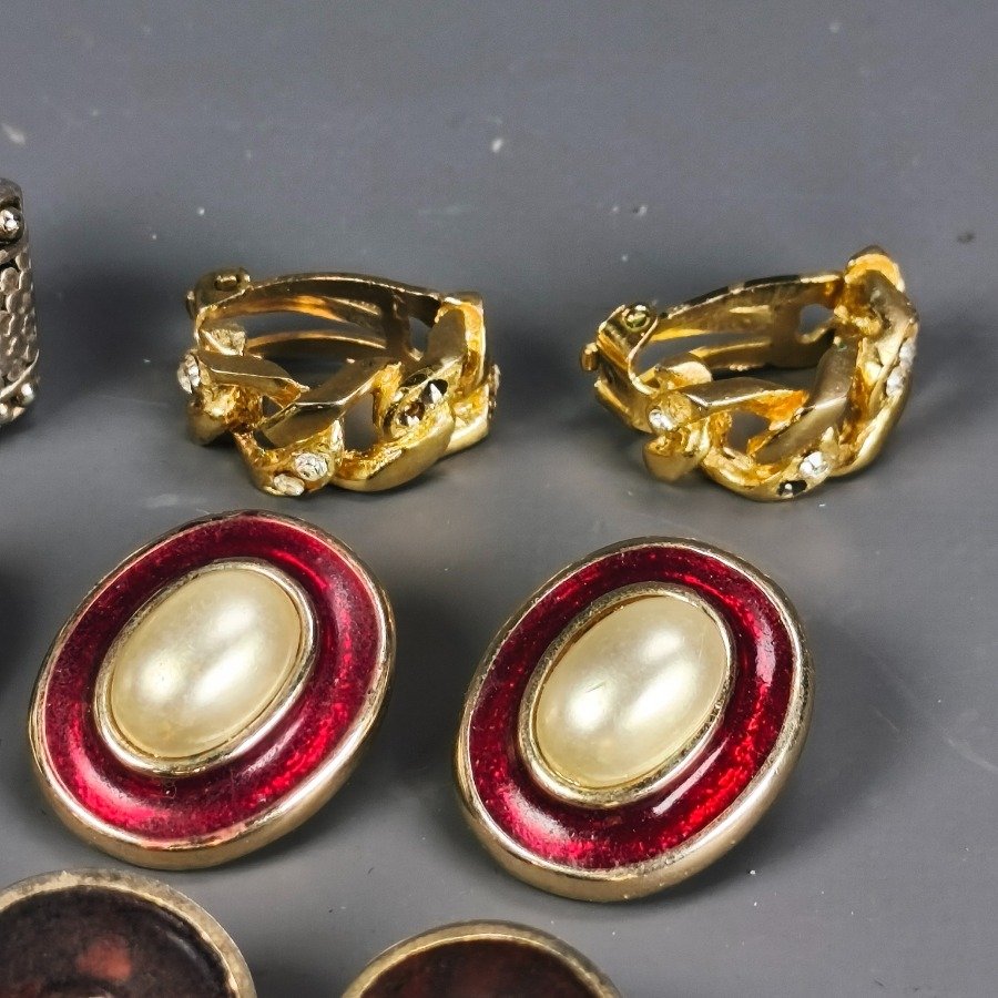 Item 16474 - Image 3