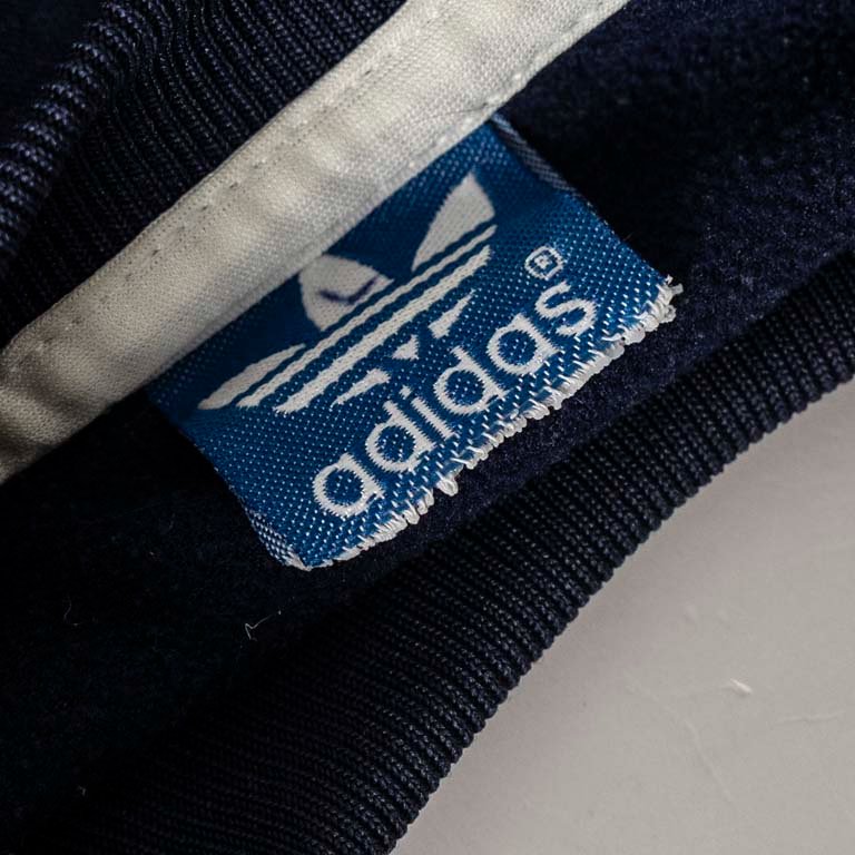 Camiseta de fútbol de Independiente de Avellaneda de la marca Adidas - imagen 3