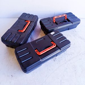Lote siguiente: 10 Cajas de Herramientas de Plástico Negro con Asa Naranja