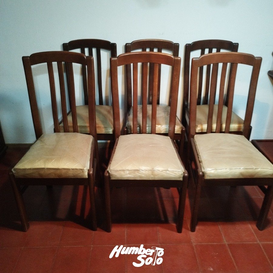 Seis sillas laqueadas